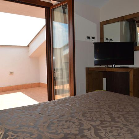 Agriturismo Il Falco Velletri Kamer foto