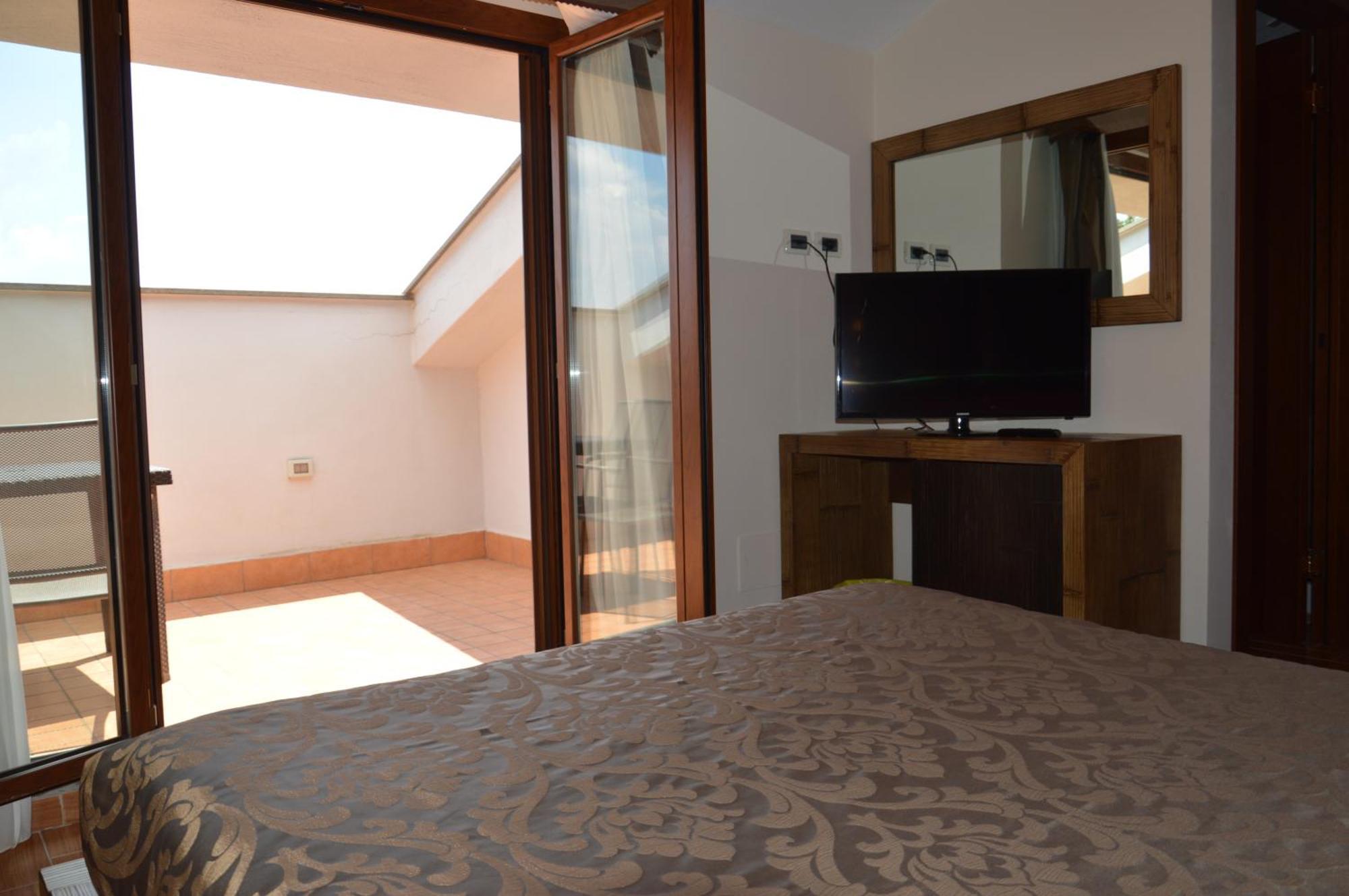 Agriturismo Il Falco Velletri Kamer foto
